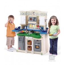 Игровая кухня Step2 «Вечеринка» Игровая кухня Step2 «Вечеринка»